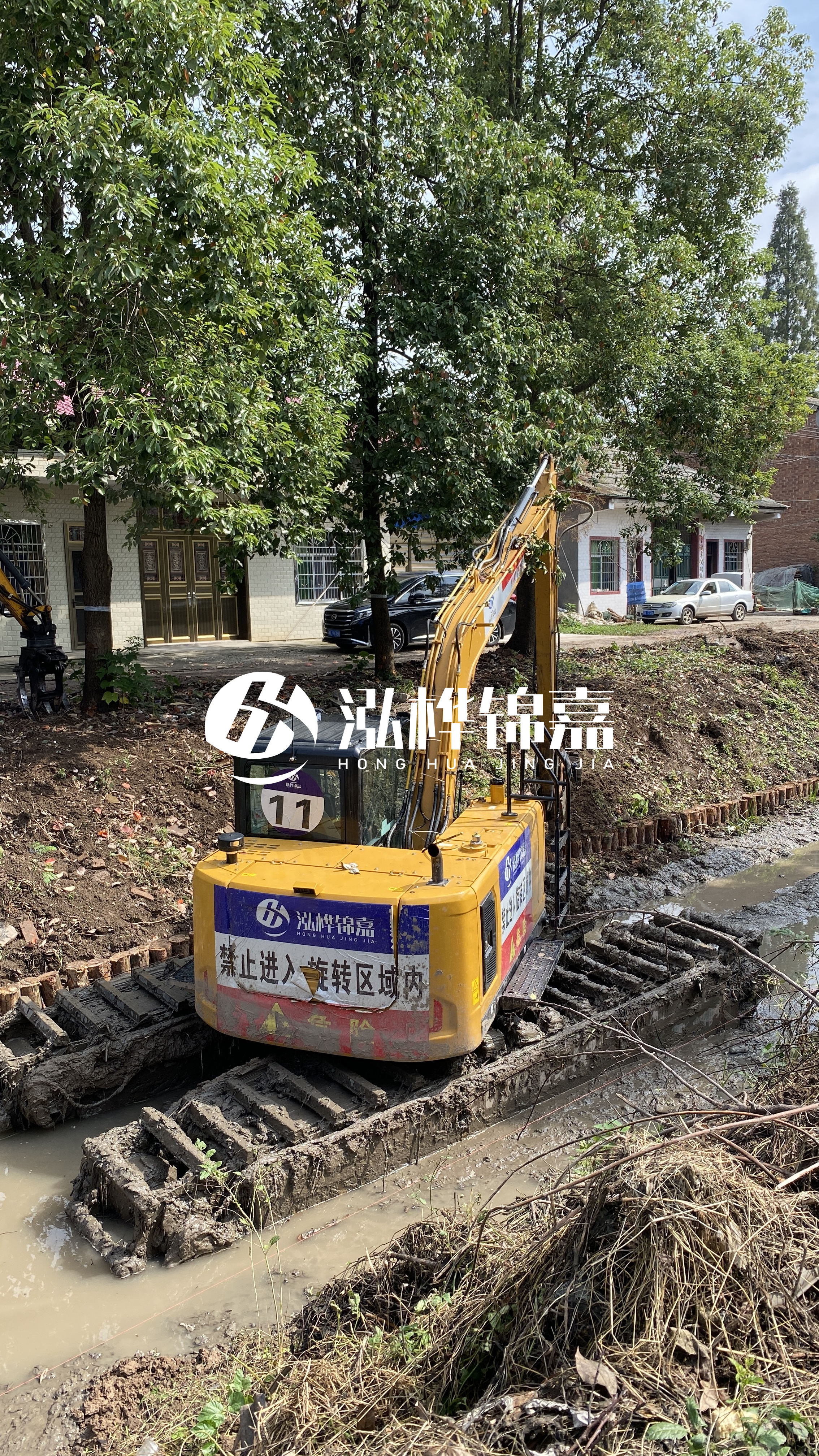 邢臺(tái)挖機(jī)打木樁專業(yè)施工-挖掘機(jī)打木樁打直技巧？